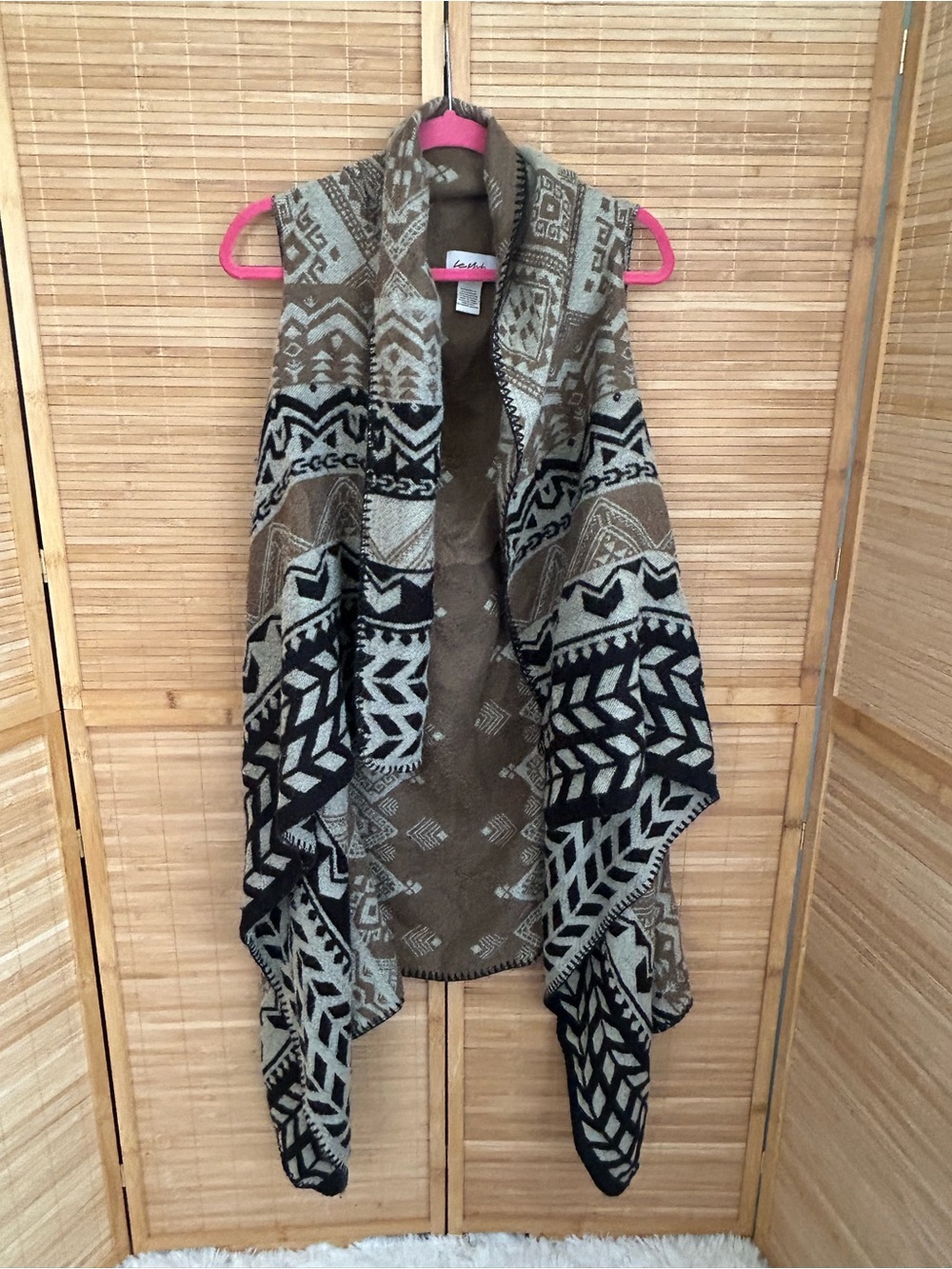 Le Moda Aztec print earth tone sleeveless cardigan sweater woman’s 2X boho vest
